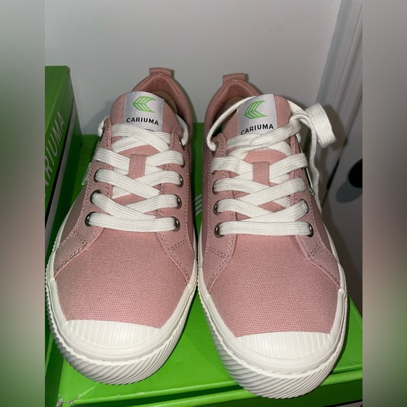 OCA low rose canvas sneaker  8.5 Women 7 Men - Picture 2 of 6